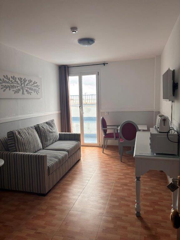 Apartahotel Playa Conil Conil De La Frontera Bagian luar foto
